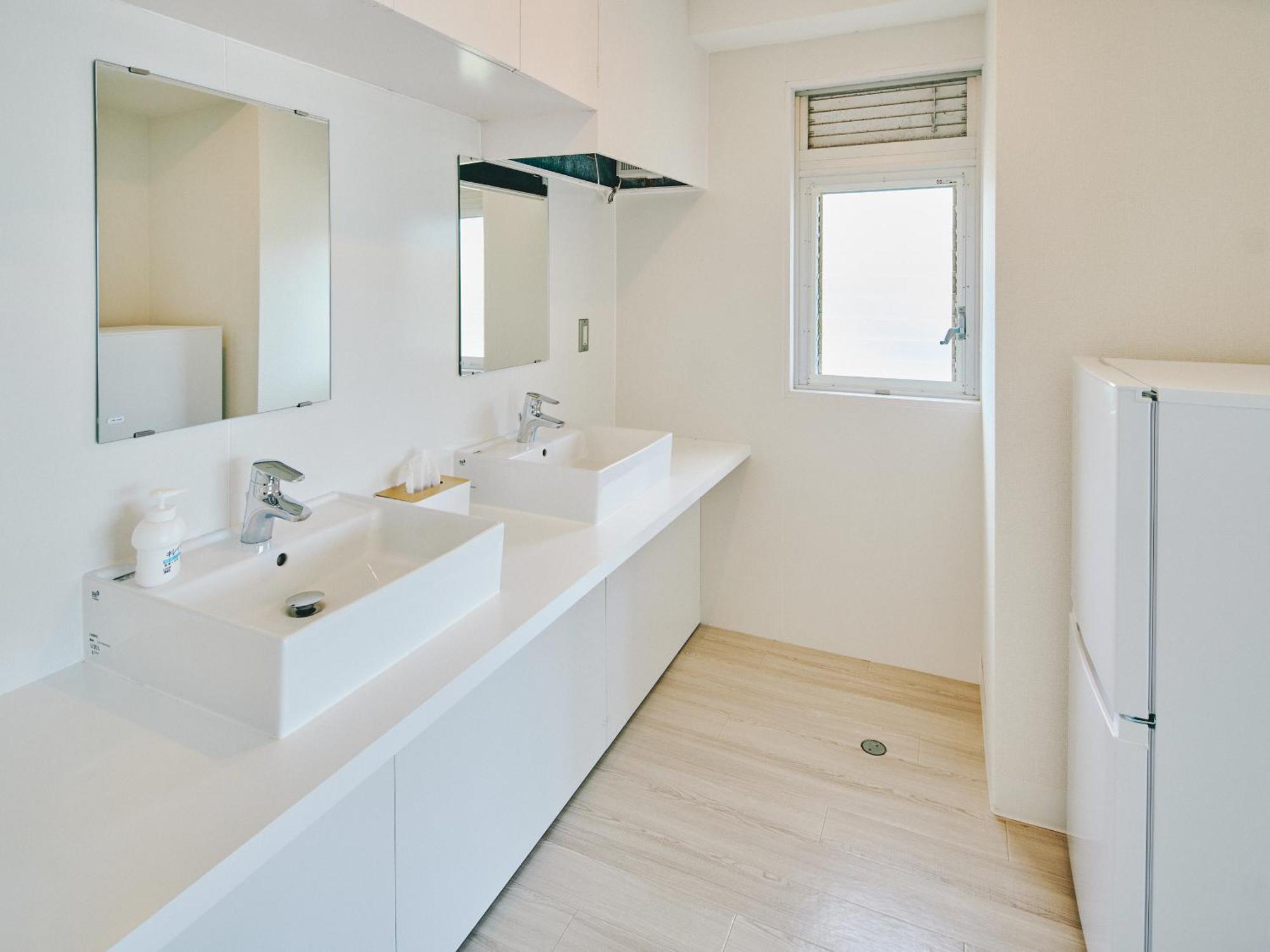 Ferienwohnung Guest Living Mu Nanki Shirahama Exterior foto